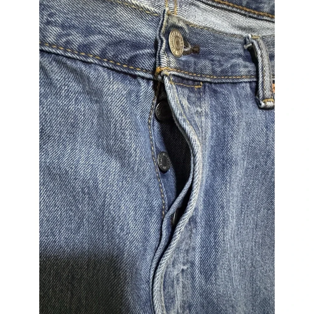 Levi's 501 Blue Jeans Men's Size W38xL29 Straight Leg Button Fly Denim Mid Rise